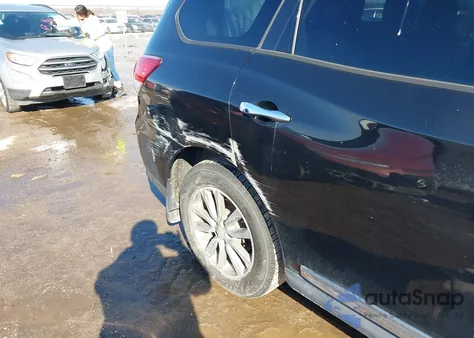 2016 Nissan Pathfinder Sl z USA, uszkodzony, nr VIN 5N1AR2MM5GC626604
